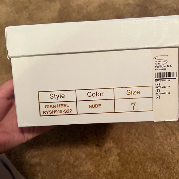 RAYE Heels - Picture 2 of 9